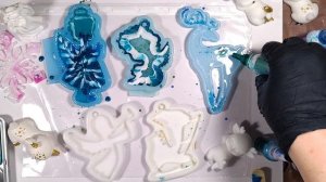 Елочные игрушки из эпоксидной смолы