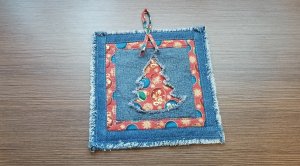 Кухонная прихватка из джинсов .