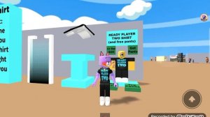 Как бесплатно получить футболку и книгу на голову в роблокс?/Roblox