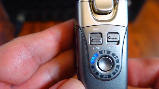 Wireless IEM Monitoring Made Easy: A Demo & Review of the Xvive U4 IEM System смотреть онлайн