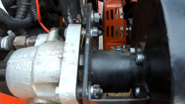 Из мотоблока в минитрактор... Привод насоса НШ-10... смотреть онлайн