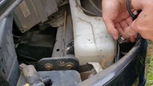 how to replace window wipers pump motor ford fiesta Mk6