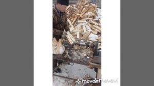 Дровокол винтовой с двигателем 15 л.с