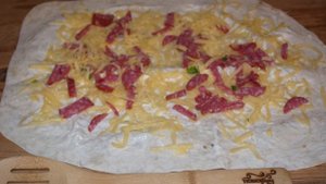 Закуска из лаваша с корейской морковкой