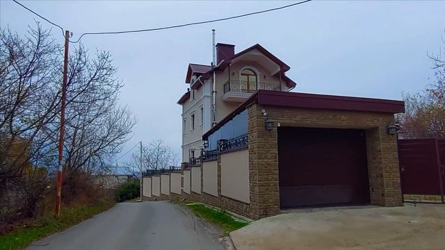 Верхнемогабинское озеро в ялте / Жизнь в Ялте