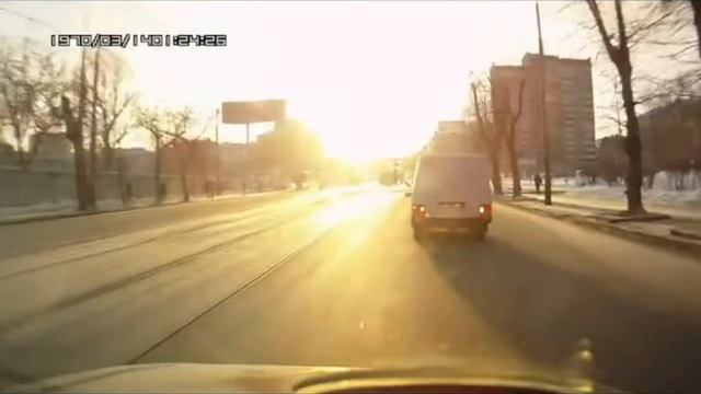 полет метеорита в челябинской области и его вспышка! смотреть онлайн