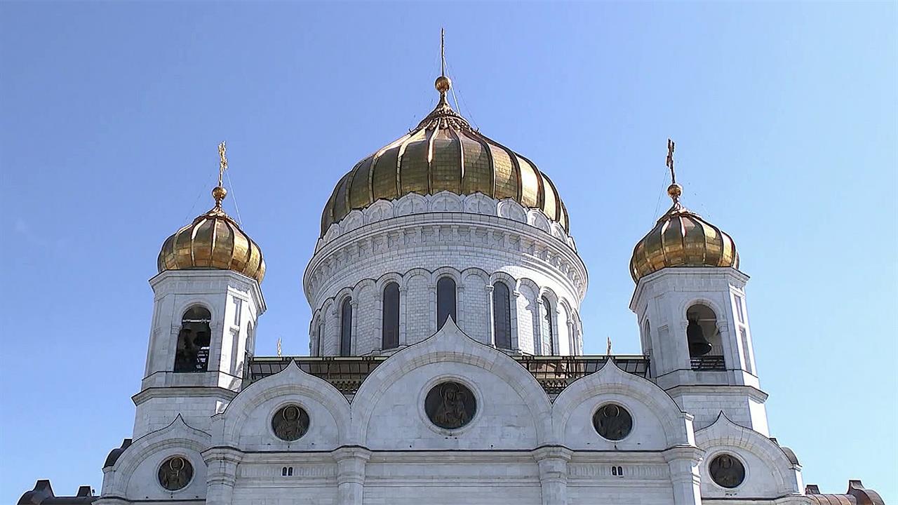 Особые богослужения в самый скорбный день церковного календаря проходят в православных храмах