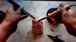 Вакуумный отсос припоя (оловоотсос) металлический / Vacuum extraction of solder