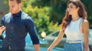 Оказалось, что Ханде Эрчел была с Керемом Бюрсином и его семьей!