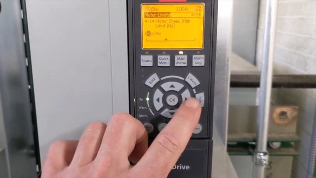 How To Limit the High Speed Setting on a Danfoss Variable Frequency Drive смотреть онлайн