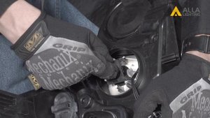 Install H7 Bulb Adapter Retainer Clip for VW Jetta Golf LED Headlights