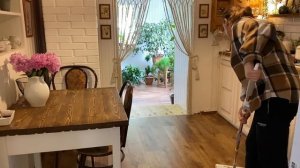 Женские будни//Все огородные труды насмарку, зато дома порядок