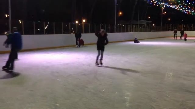 Каток в Бабушкинском парке смотреть онлайн