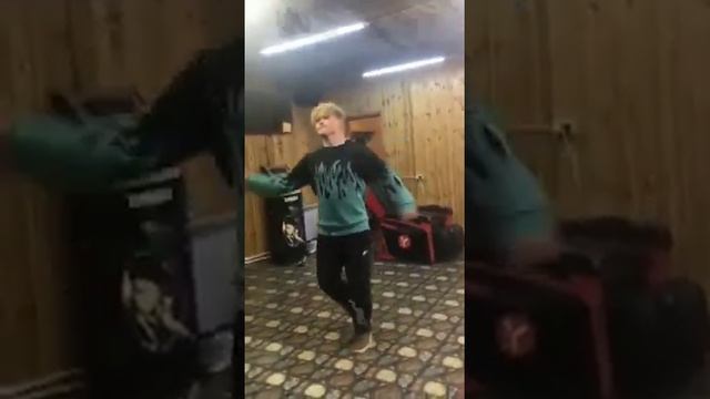 Командир отряда Волонтеров адаптивного хоккея-Родионов Богдан. смотреть онлайн