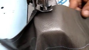 Швейная машина ПМЗ, колонковая, беспосадочная, двухигольная, класс 2324.