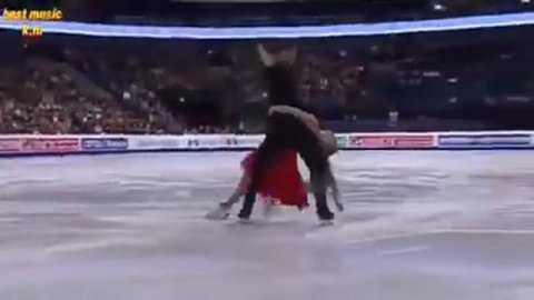Simply incredible ice skating performance