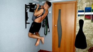 Тренировка БИЦЕПСА на турнике или как накачать БОЛЬШИЕ банки!