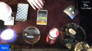 Your Sunday Tarot (and Rune) Reading