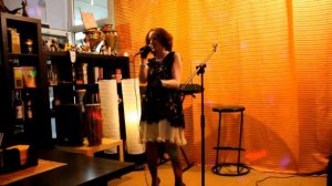 Johnny -- One Note / Джонни -- одна нота/ Людмила Поликутина