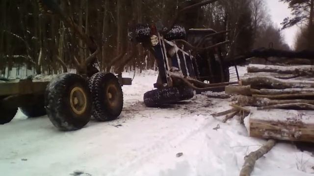 МТЗ перевернулся смотреть онлайн