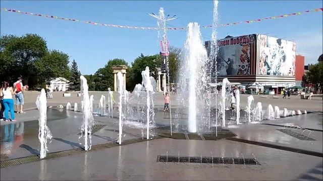 Фонтан на Центральной площади, Ессентуки смотреть онлайн