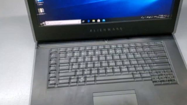 Анонс. Dell AlienWare 15 R3 (i7-7700HQ vs GTX 1060) не работает подсветка tron light и клавиатуры смотреть онлайн