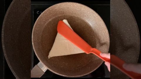 Конвертики из тортильи