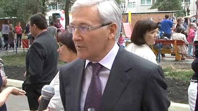 Праздник двора 07 09 11 смотреть онлайн