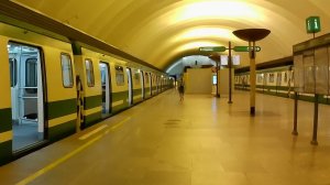 Санкт-Петербург. Метропоезд «Юбилейный» на станции «Обухово» 1. 26 июня 2023