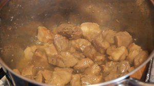 ХИТРЫЙ СПОСОБ ПРИГОТОВИТЬ ГРЕЧКУ! СЫТНАЯ ГРЕЧНЕВАЯ КАША С МЯСОМ И ОВОЩАМИ В ОДНОЙ КАСТРЮЛЕ.