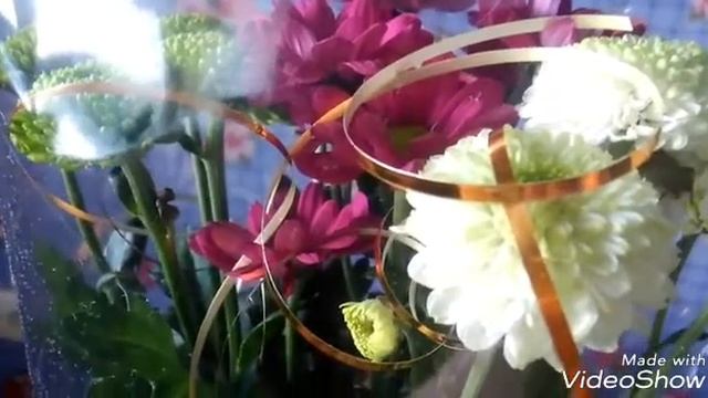 У мамы день рождения/Цветы, подарок смотреть онлайн