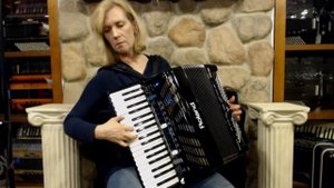 5250 - Black Roland FR-3X-BK Digital Piano Accordion 37 120 $2499