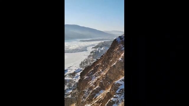 Красноярск. Зимний день. Красивый берег Енисея. смотреть онлайн