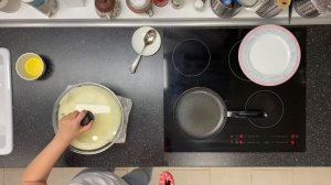 БЛИНЫ ДРОЖЖЕВЫЕ!!!! Люся, приготовь кислые блины, так звучит утро субботы у мамы)))