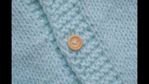 Вязанный комбинезон для новорожденного. Комбинезон для м алыша