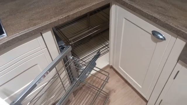 Обзор Кухонный гарнитур ADELE (Кухни и ванные Мария) смотреть онлайн