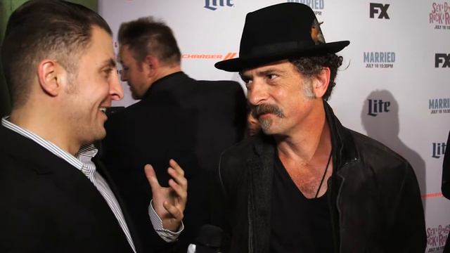 John Ales At NY Premiere Of FX's Sex&Drugs&Rock&Roll смотреть онлайн