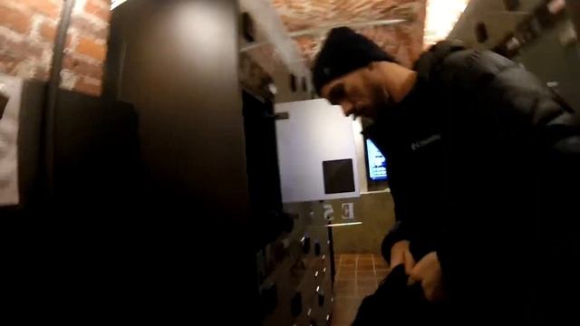 ЧТО ДЕЛАТЬ В ХЕЛЬСИНКИ В 5 УТРА? смотреть онлайн