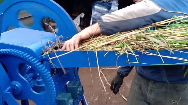 Отличная Сечкарня, січкарня 2.2 квтх950 об\мин 220\380 вольт