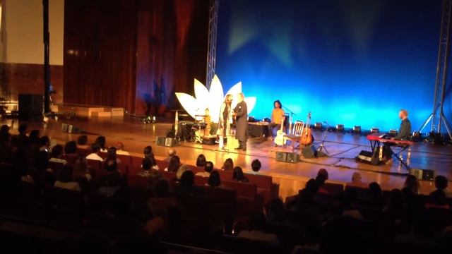 Deva Premal & Miten смотреть онлайн