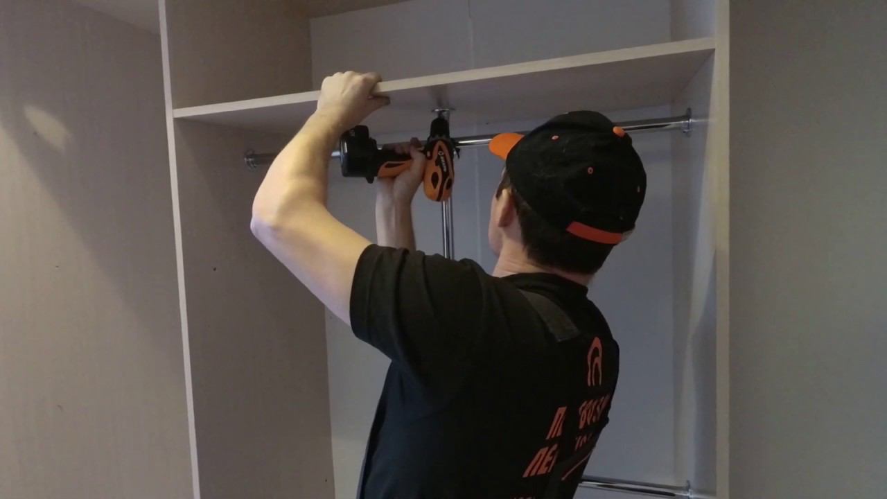 Сборка шкафа купе. Закладная для раздвижной двери. Регулировка раздвижных дверей межкомнатных. Ролики для дверей шкафа купе, оригинальные, арбалет. Крепление верхней направляющей шкафа купе.