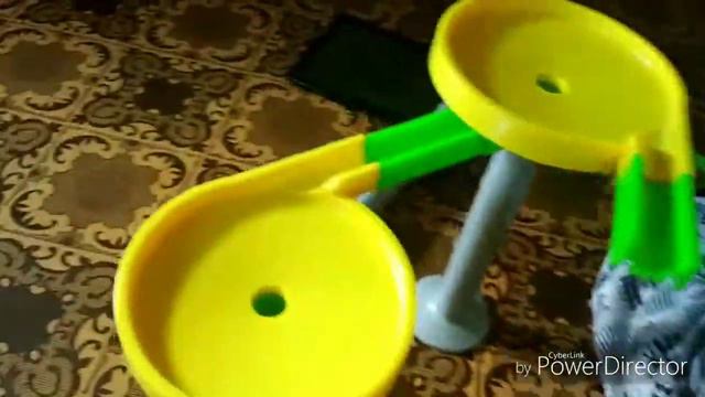 Перепёлки в квартире / Выпадение яйцевода / Собираем трэк с Демисом Vlog #12 смотреть онлайн