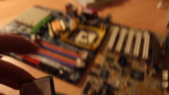 Установка процессоров (CPU) Intel и AMD самостоятельно на материнские платы смотреть онлайн