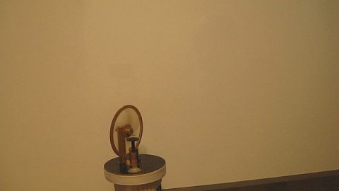 САМОИЗОЛЯЦИЯ И АВТОНОМНОСТЬ