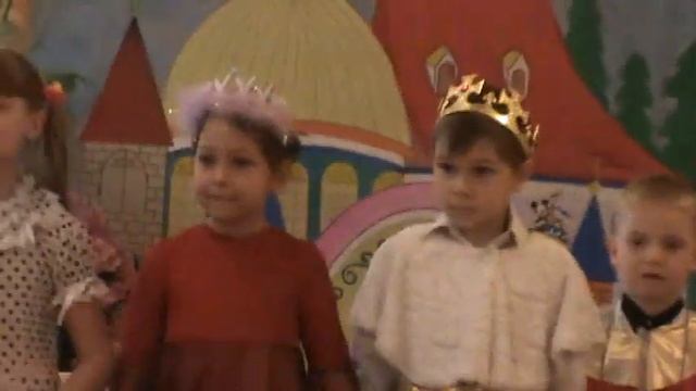 Летний лагерь ясли сад №4 Луганск сказка часть2 смотреть онлайн