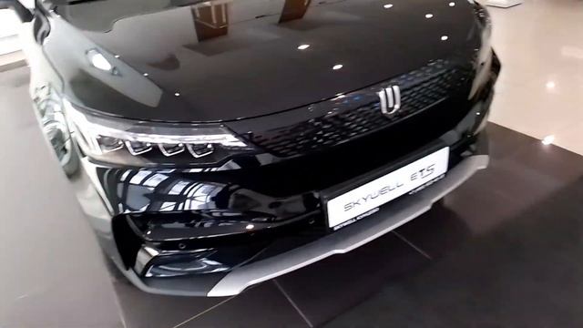 Автосалон Скайвэлл(SKYWELL). Новый бренд. Цены. смотреть онлайн