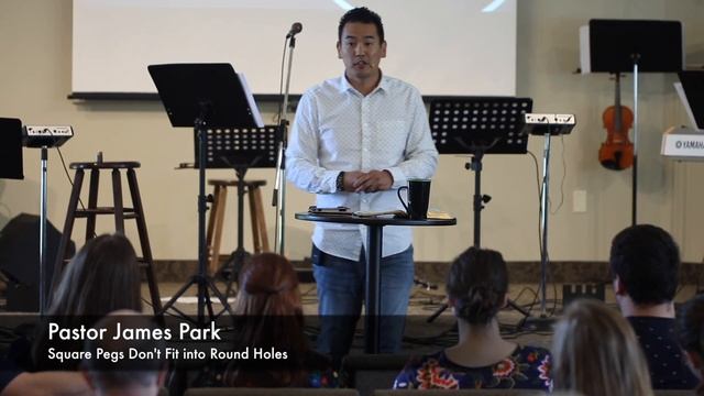 Square Pegs Don't Fit Into Round Holes смотреть онлайн