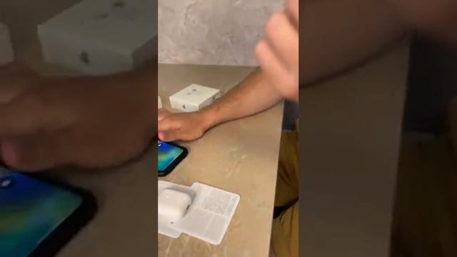 Обзор наушники AirPods 2 2023 смотреть онлайн