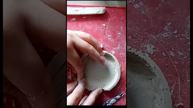 как сделать тарелку из глины? смотреть онлайн