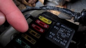 Перестала работать магнитола и прикуриватель. Как заменить предохранитель на ваз